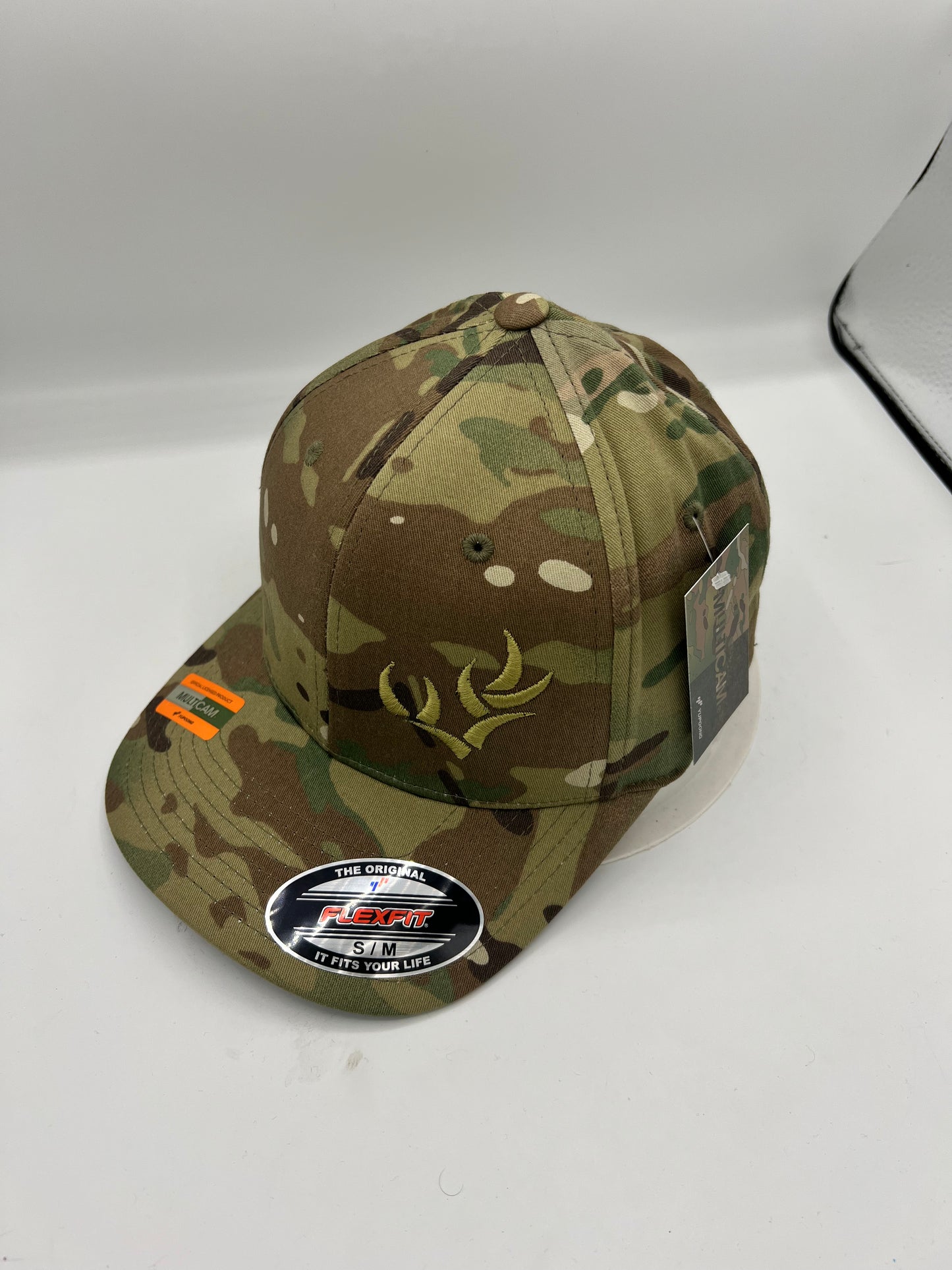 WHO CAMO FLEXFIT HAT WITH OLIVE GREEN 3D ANTLERS
